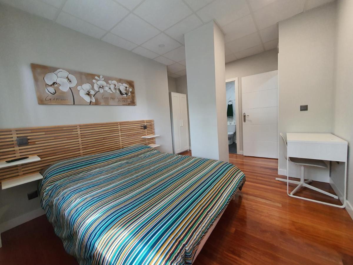 Cv33 Ostatua Hotel Bilbao Exterior photo